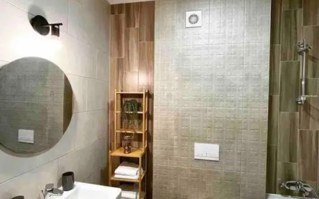 Minimalist Studio Apartment Brașov