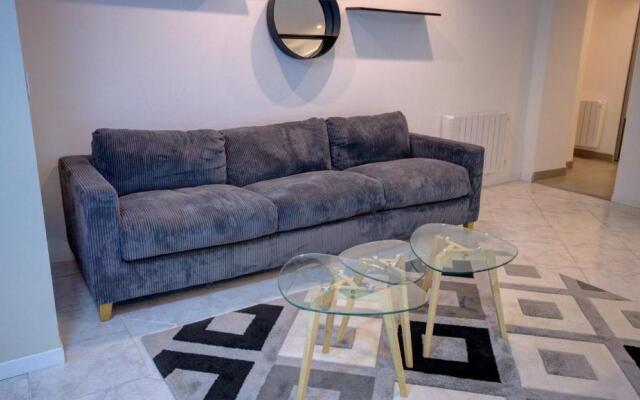 Beau T2 dans Résidence avec Piscine proche mer + PK