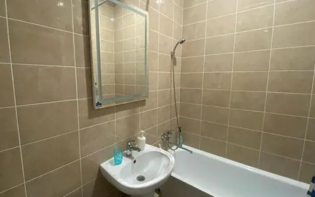 Апартаменты Сутки Уфа на улице Энтузиастов,  13