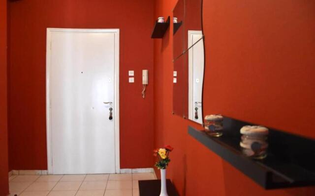 Colourful Apartment in AthensCity 1min from Subway