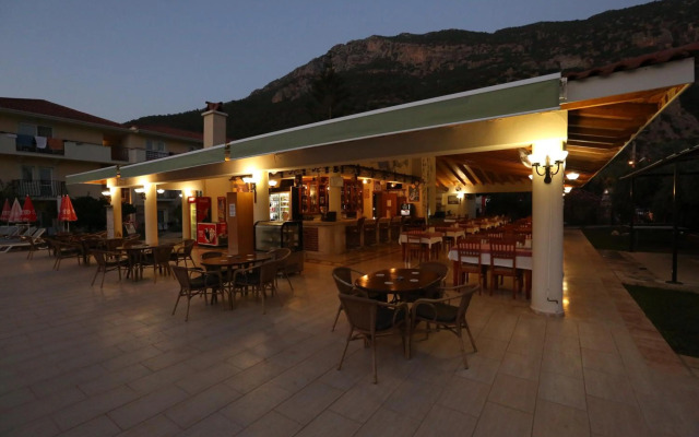 Mavruka Hotel