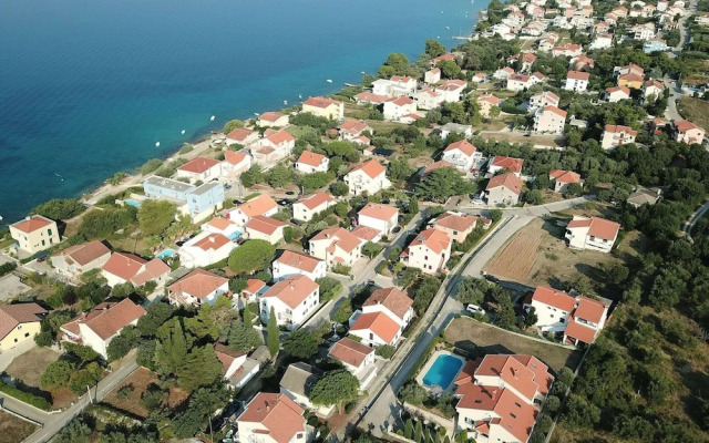 Villa Clara With a Pool in Kozino Near the sea