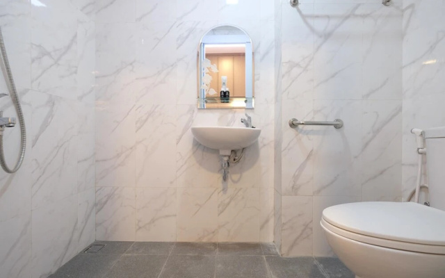 Modern And Comfy Studio At Tokyo Riverside Pik 2 Apartment
