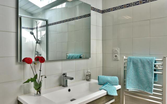 Inviting holiday home in Huelgoat with terrace