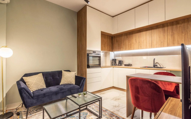 Cozy Apartment - 8' To Panormou Metro Station