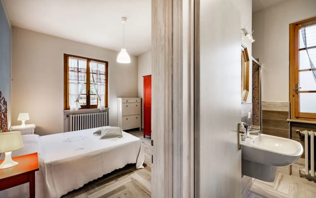 Comfortable Home Vittoria2 Among Greenery