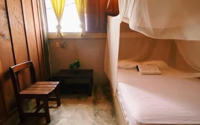 Hostal Punta Paraíso Cabañas