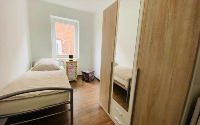 Schöne Ferienwohnung mit großem Garten