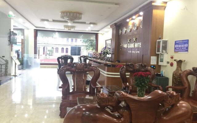 Long Giang Hotel