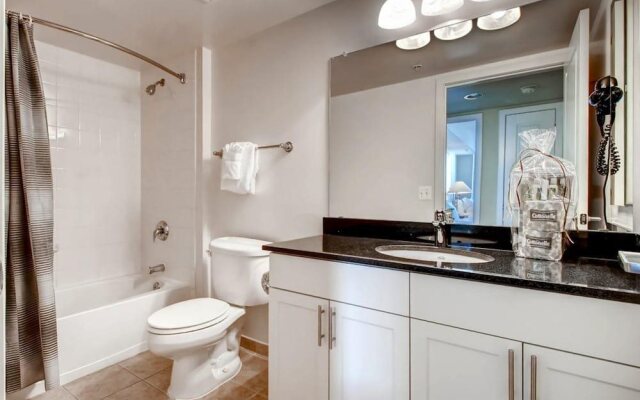 Global Luxury Suites at Stoneridge Mall