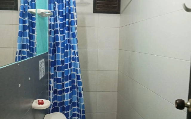 Aluna Hostel B&B