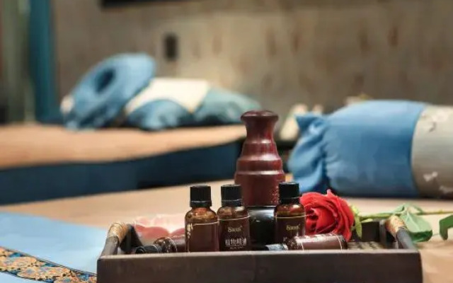 Vienna Intemational Hotel( Ming Xiu Road Subway Station)