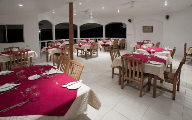 Anse Soleil Beachcomber