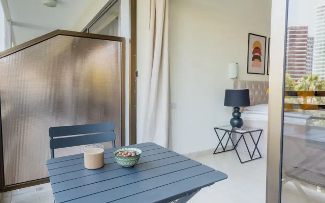 Modern Studio With Balcony