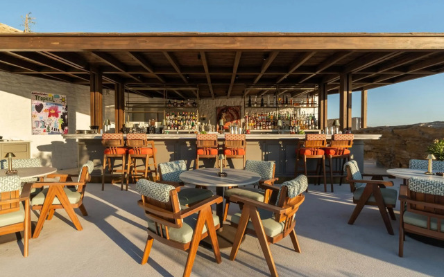 Elysium Hotel 