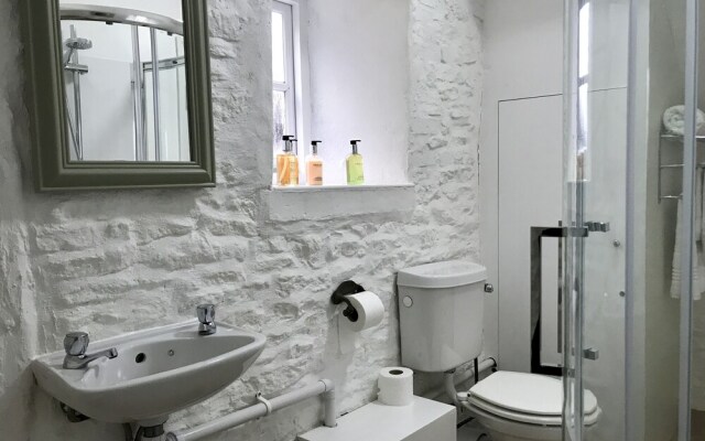 Lucy's Tearoom B&B