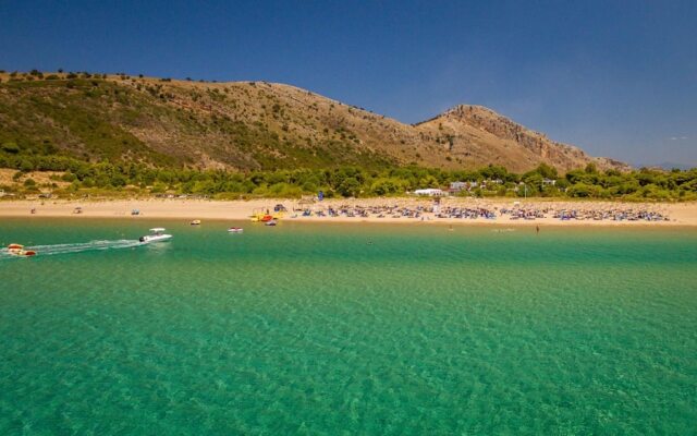 Kalogria Beach Apartments