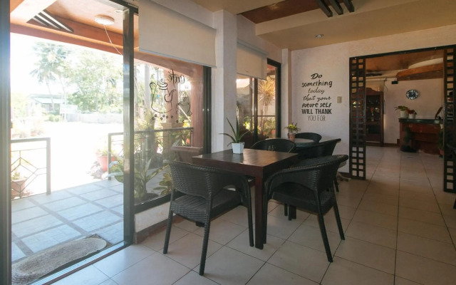 OYO 426 Coco Grove Tourist Inn