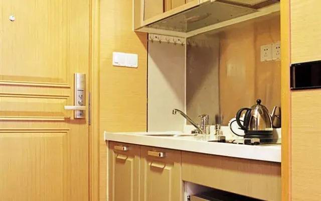 Private-enjoyed home HuiFeng Apartment Hotel