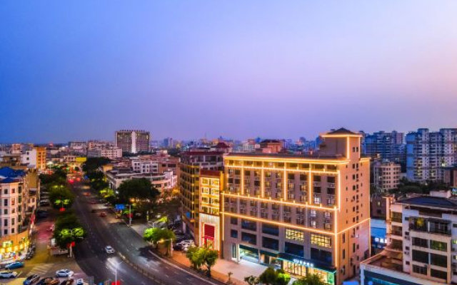 Xana Hotelle Flagship (Qionghai City Center Zaliang Street)
