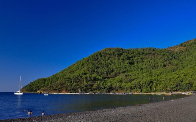 Ekincik Beach Hotel