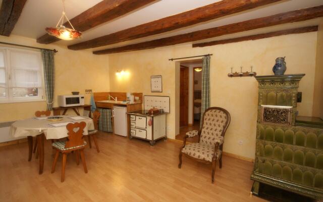 An apartment in a 17th century wine grower?s house.