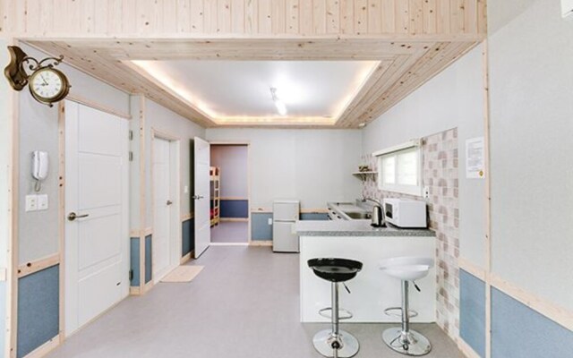 Gyeongju Withyou Pension