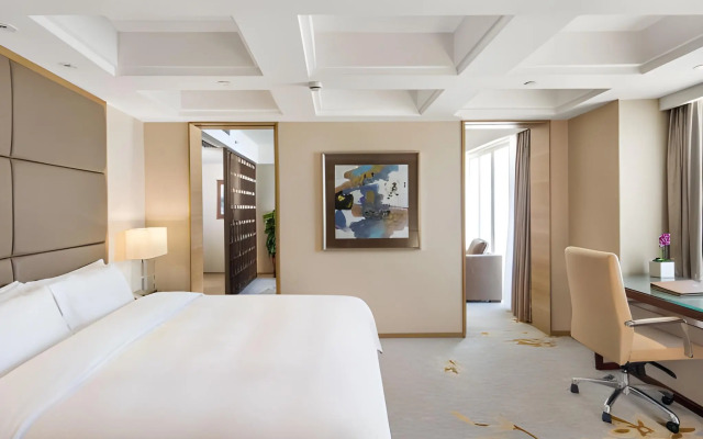 The L.A.Hotel