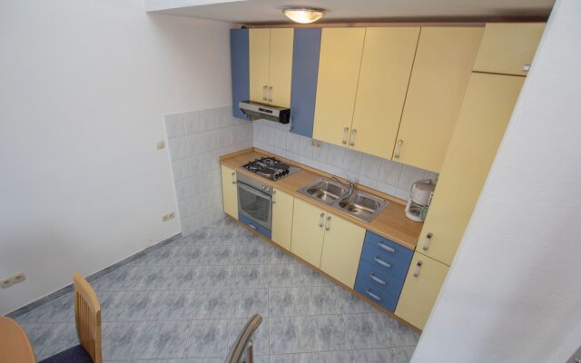 Apartments Vrlika