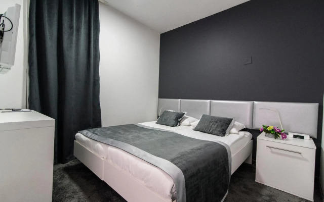 Hotel Cool Zagreb Airport