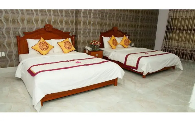 Golden Palm Hotel