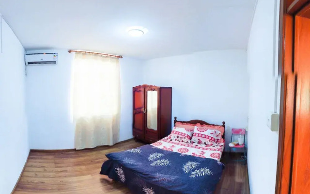 Charming 2-bed House in Chemin Grenier
