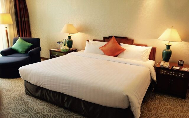 The Equatorial Qingdao