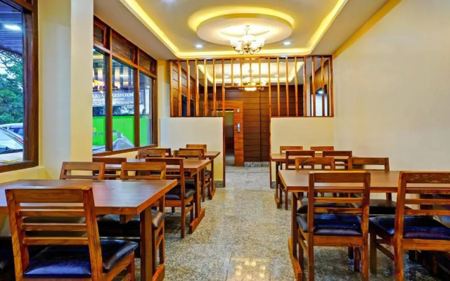 Himalayan Residency Downtown by Treebo