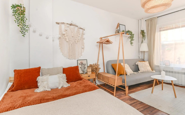 Cosy&Art 1BD Apartment next to Slaveykov Square