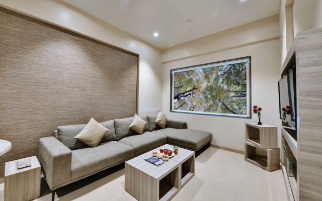 Click Hotel Pithampur