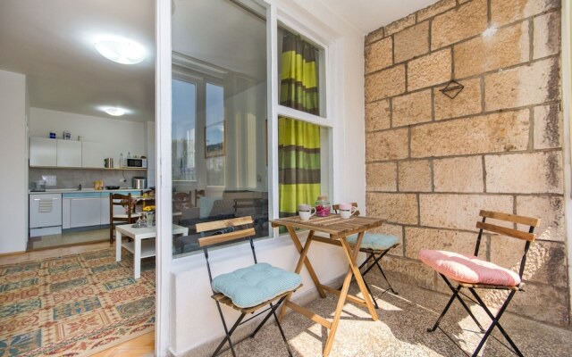 Mellow Yellow Dubrovnik