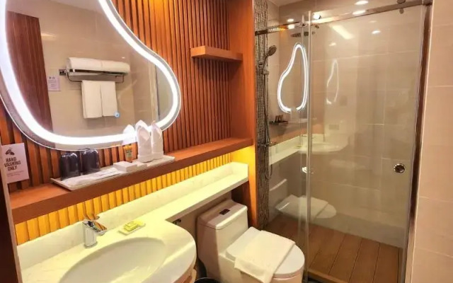 Cebu One Tectona Resort Hotel