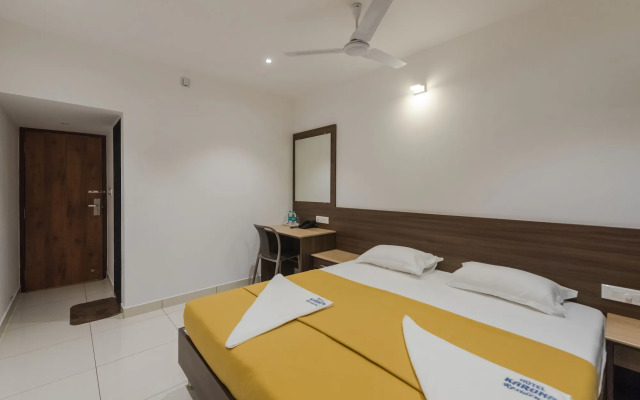 Hotel Karuna Residency