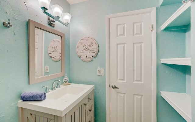 Runaway Bay Resort by BBG