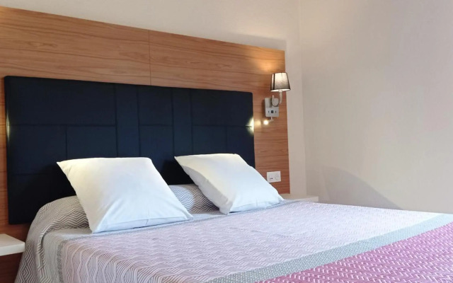 Brit Hotel Confort Helios Agde