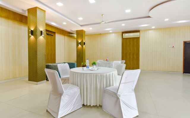 Pink Palace by FabHotel