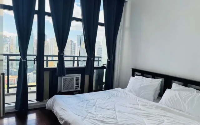 2 bedroom with 2 Balconies Skyline View