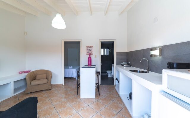 Palazzio Apartments & Studios