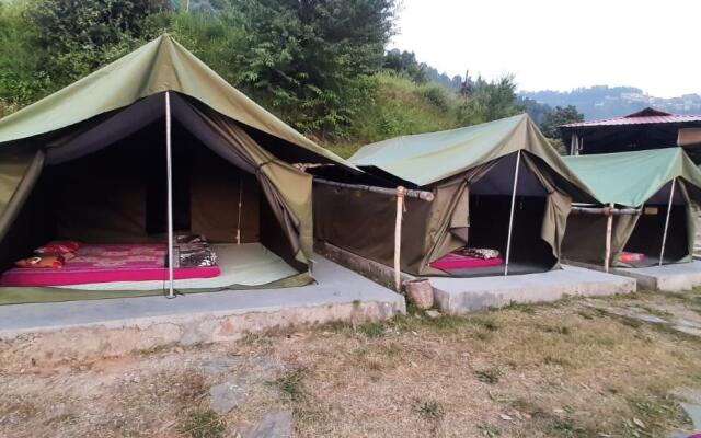 PineHills Nature Camp