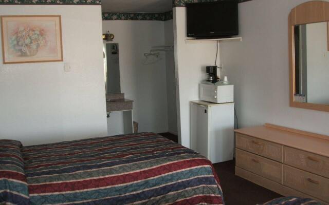 Camlot Inn