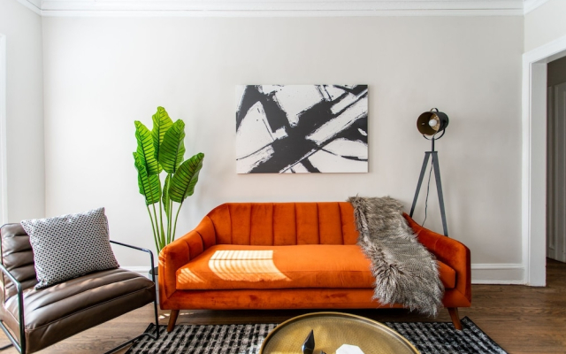 Aesthetic Vibrant 2BR Apt Lincoln Square