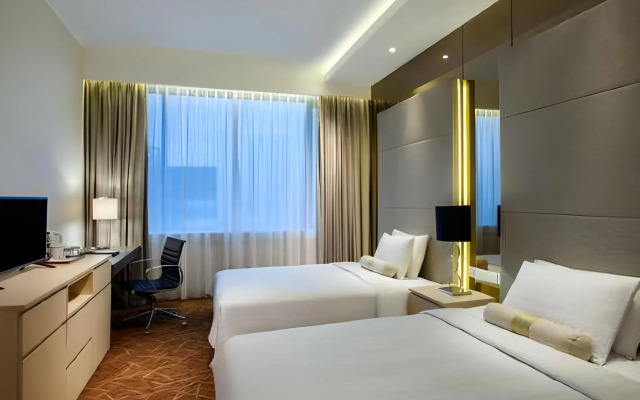 Menara Peninsula Hotel Jakarta