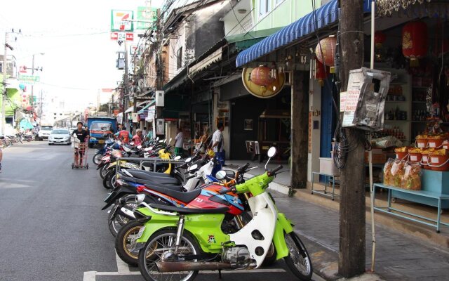 OYO 1054 Phuket Backpacker Hostel
