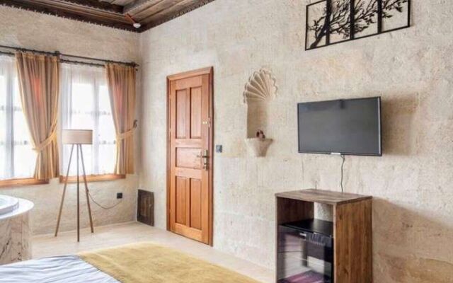 Uzay Cave Suite Hotel